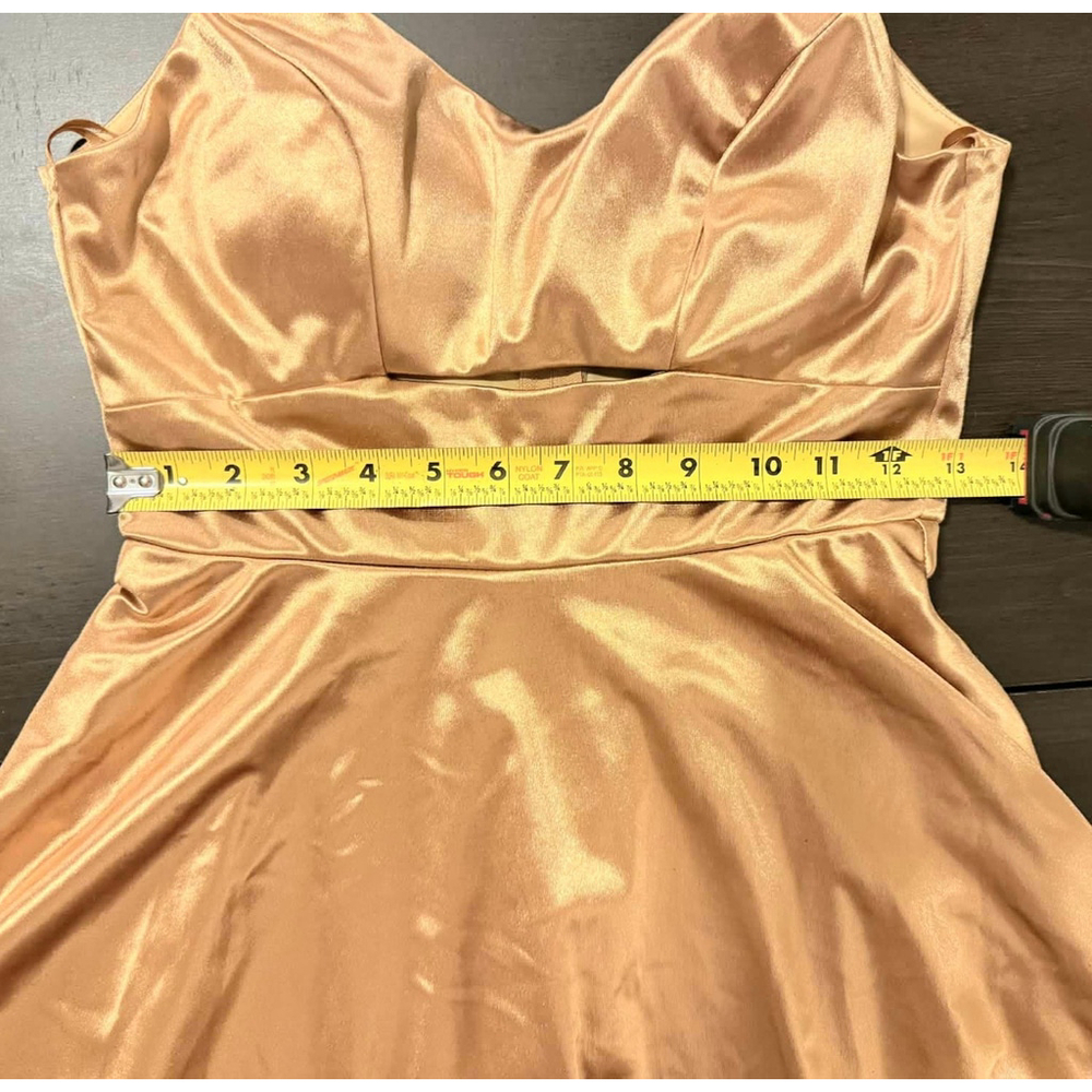 City Studio JUNIORS Satin Like Dark Gold Mini Flare Cocktail Dress SZ 9 / 10 - Picture 12 of 16